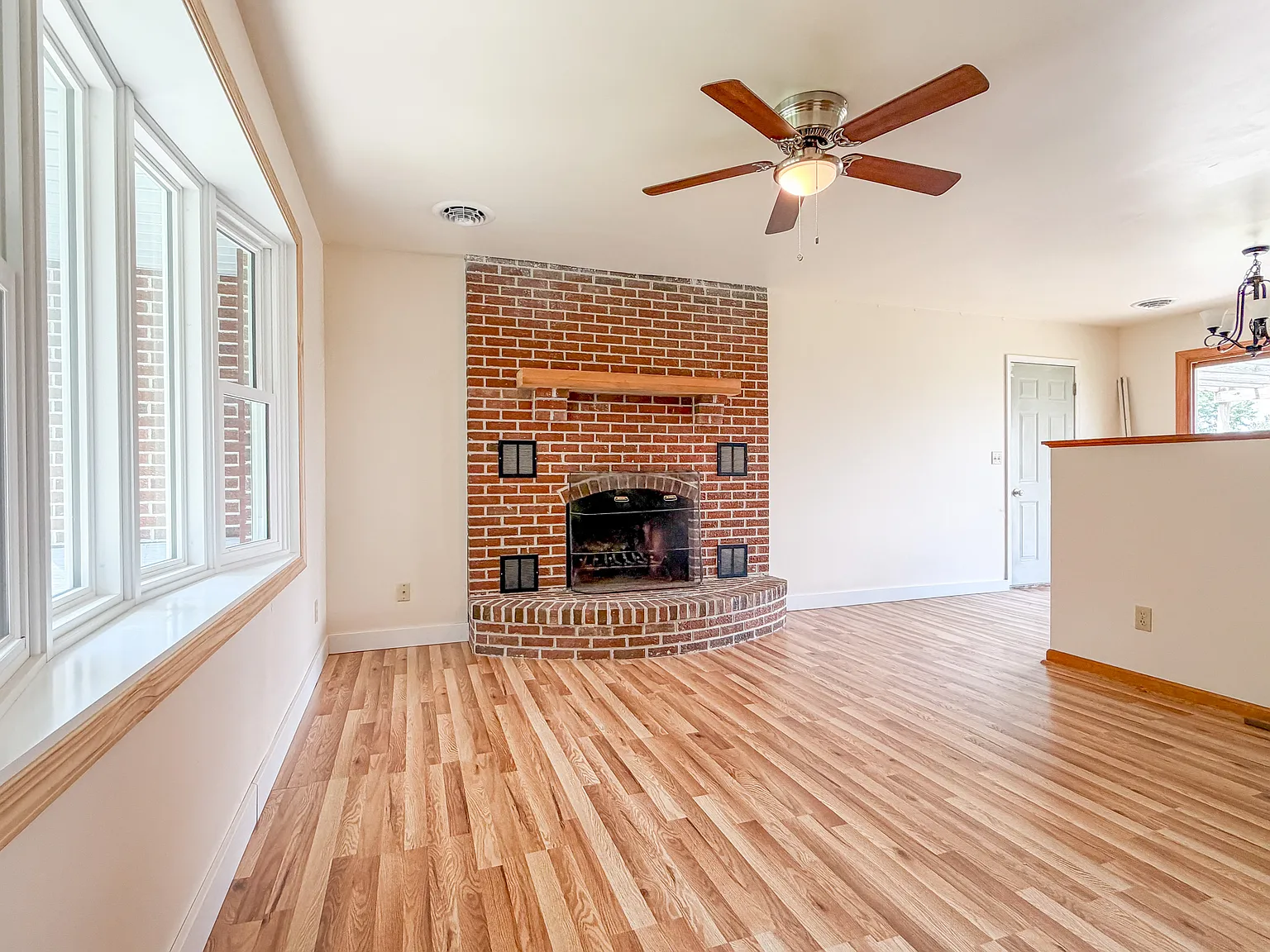 3 bed, 1618 sqft, $1,795 — Photo 4