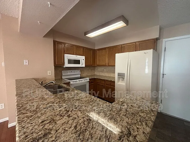 5837 W Atlantic Pl — Photo 8