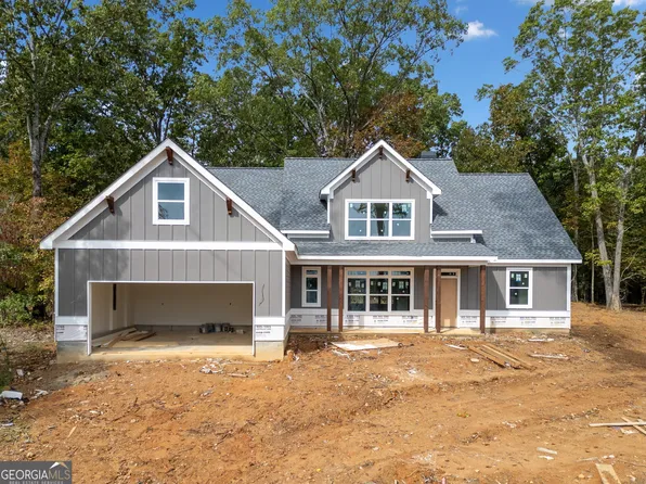 32 Shoreline Dr, Cartersville, GA 30120