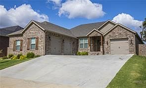1st image of 4608 Plumley Ave