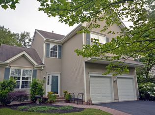 2 Purcell Rd, Bridgewater, NJ 08807