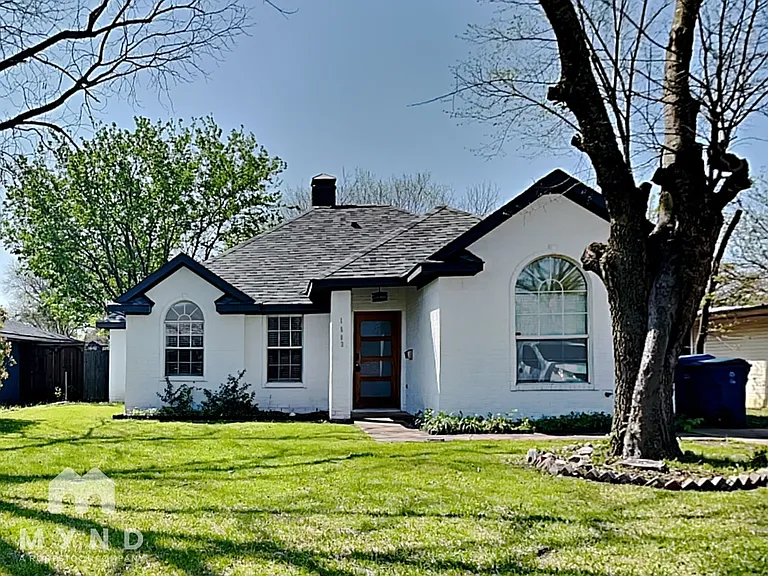 1503 Pearson Ave — Photo 3