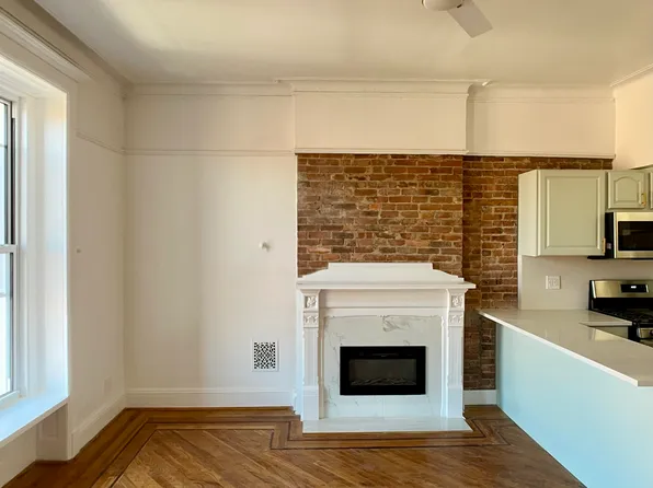 442 Greene Avenue image 1 of 8