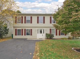 8 Mews Aly, Poughkeepsie, NY 12603