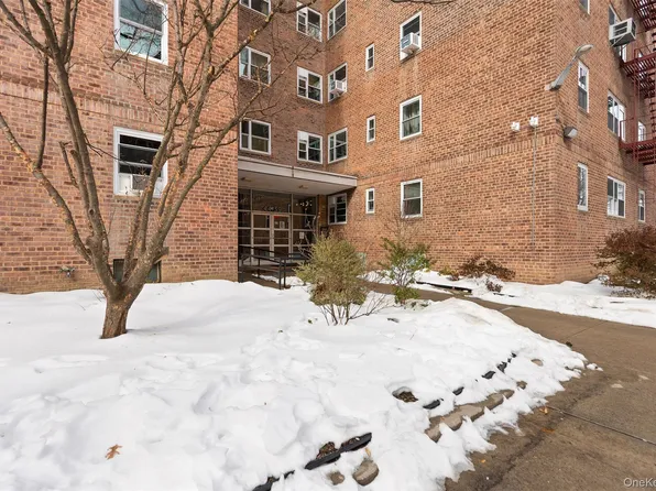 44-59 Kissena Boulevard #4J, Flushing, NY 11355