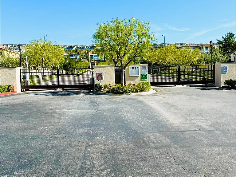 20323 W Livorno Way — Photo 17