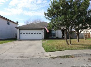 2167 Farmsville Dr, San Antonio, TX 78245