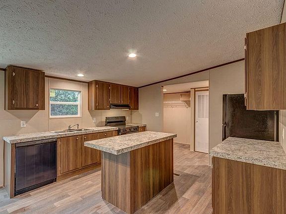 3rd image of 101 Welborn Adams Ln