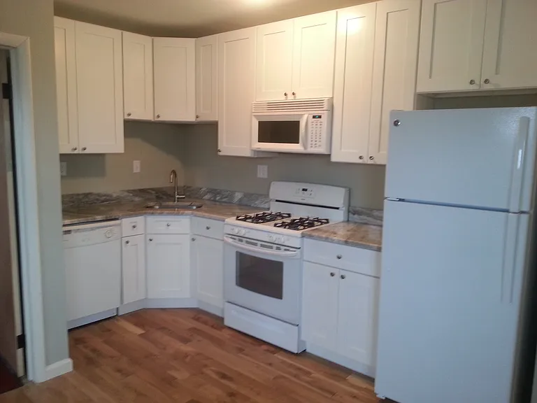 239 Hamilton Ave — Photo 14