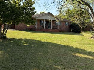 152 Twin Creek Dr, Boiling Springs, SC 29316