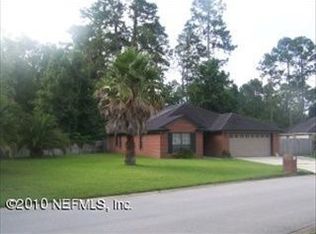 1945 Little River Dr, Fleming Island, FL 32003