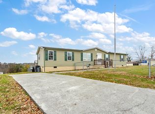 86 Ridgecrest Rd, Bristol, TN 37620