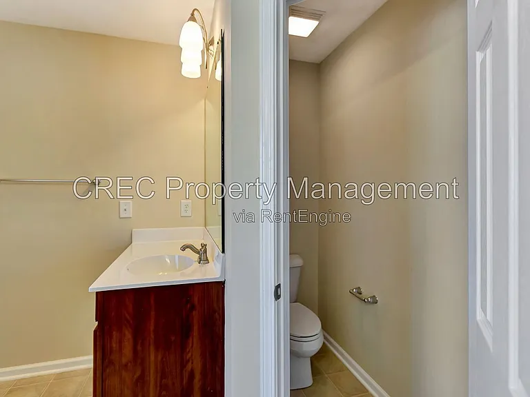 9161 Parlor Dr — Photo 11