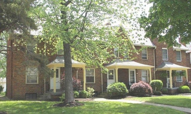 1st image of 1684 Glenn Ave