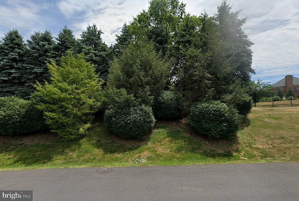 1st image of 11007 Sani Ln