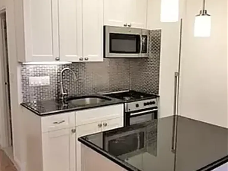 443 E 83rd St #3C — Photo 3