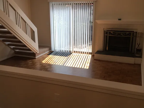 421 N Church St #11, Charlotte, NC 28202