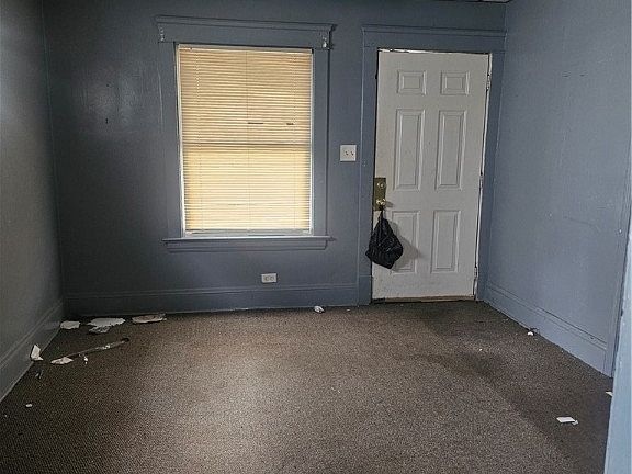 5th image of 12617 Griffing Ave