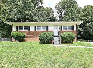 1107 Peachtree St, Winston Salem, NC 27107