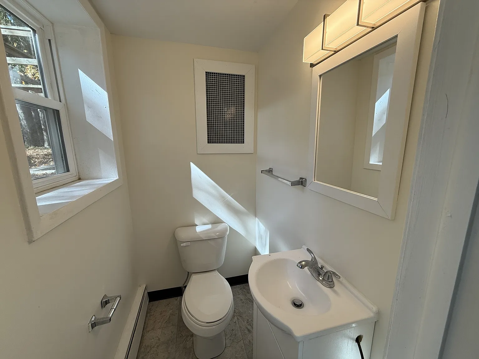 230 Sapsucker Woods Rd - Apt. 2b — Photo 3