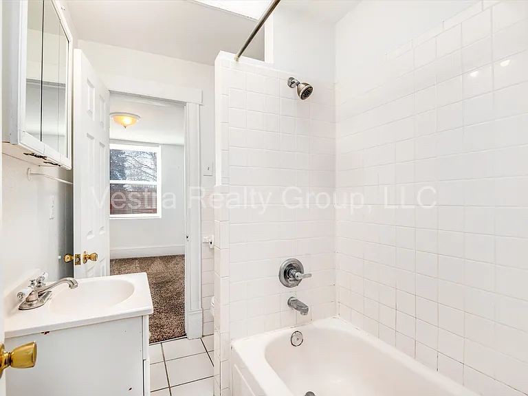 1622 W 38th Ave #1 — Photo 20