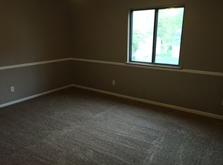 475 Yorktown Rd, Greenwood, IN 46142