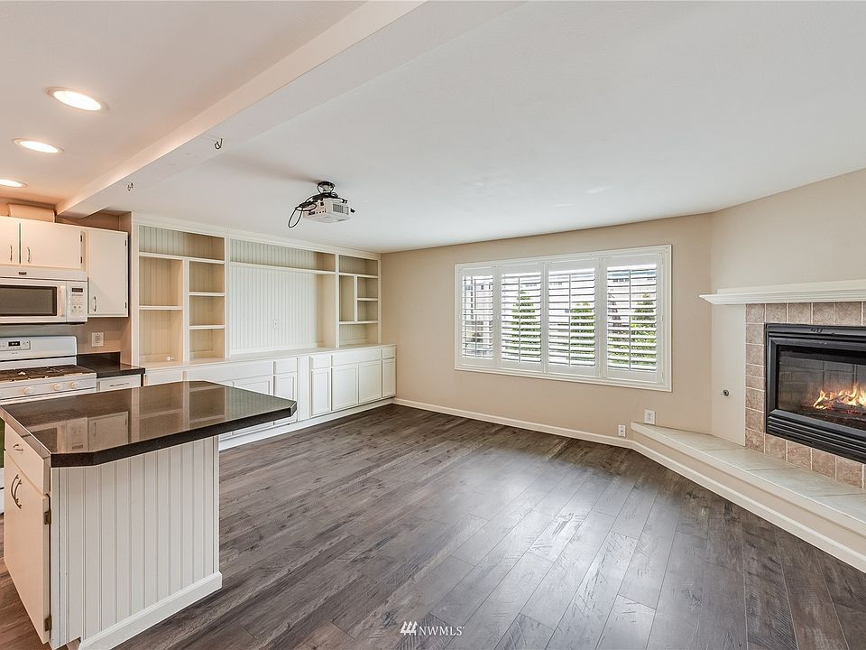 1st image of 2609 W Marine View Dr APT 3