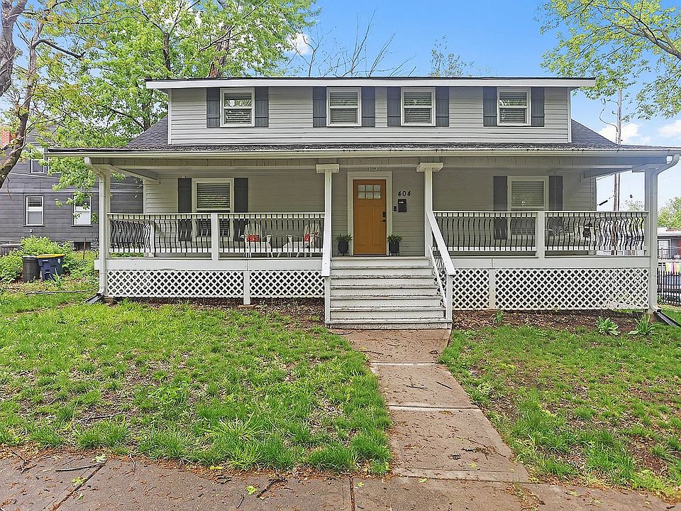 1st image of 404 E 41st St