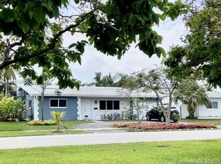 806 S Rainbow Dr, Hollywood, FL 33021