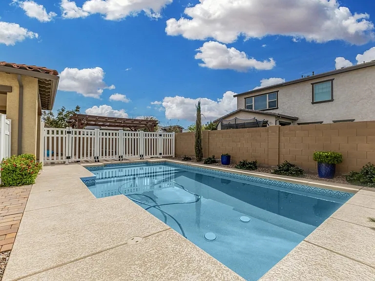 1527 W Windhaven Ave — Photo 37
