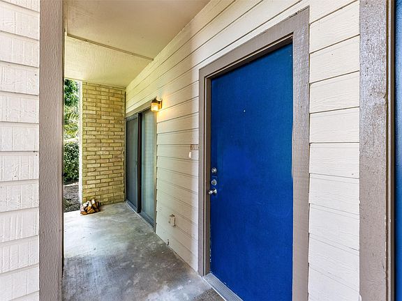 5th image of 7069 N Holiday Dr #7069