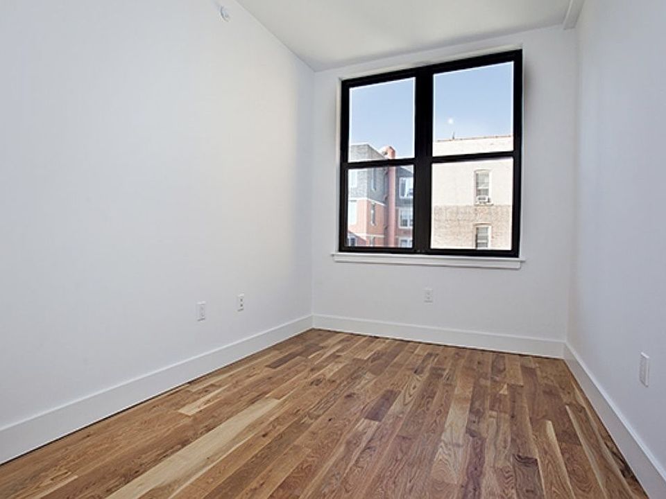 2nd image of 33 2nd Ave APT 2D
