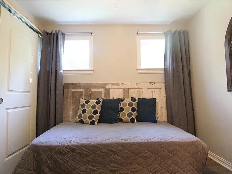 4000 Winfield Ave — Photo 30