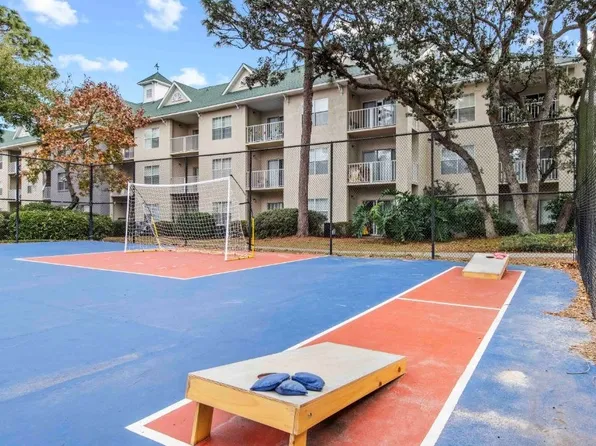Coastline Apartments