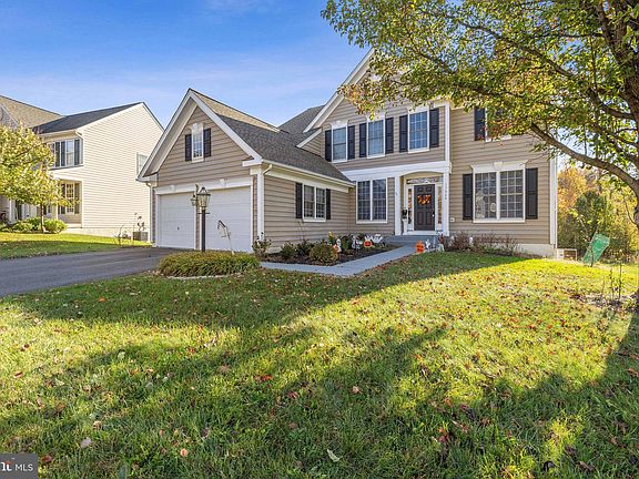 3rd image of 17044 Anns Brook Ct