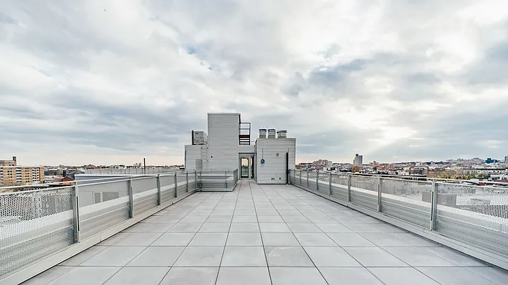 Rented by Nooklyn NYC LLC | media 77