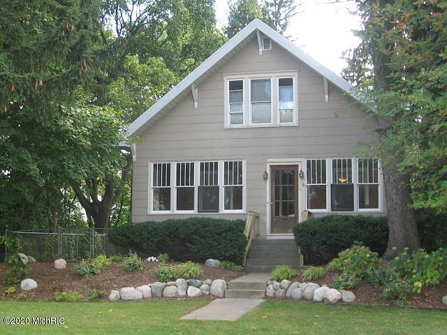 1st image of 714-716 Diana St