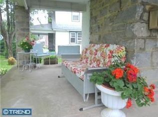 2204 E County Line Rd, Ardmore, PA 19003