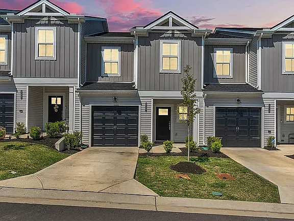 4537 Skywood Ln — Photo 27