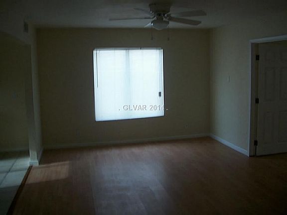 2nd image of 3994 Belhaven St