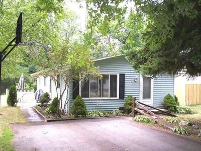 627 W Baker Rd, Highland, MI, 48357