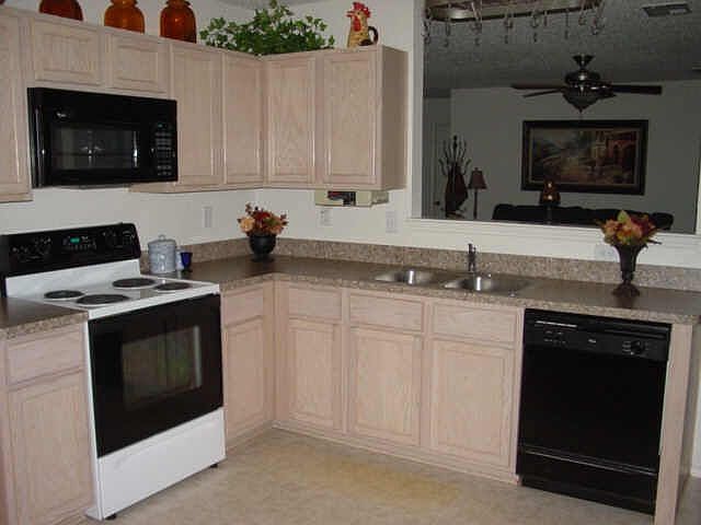 1st image of 5417 Lansdowne Ave