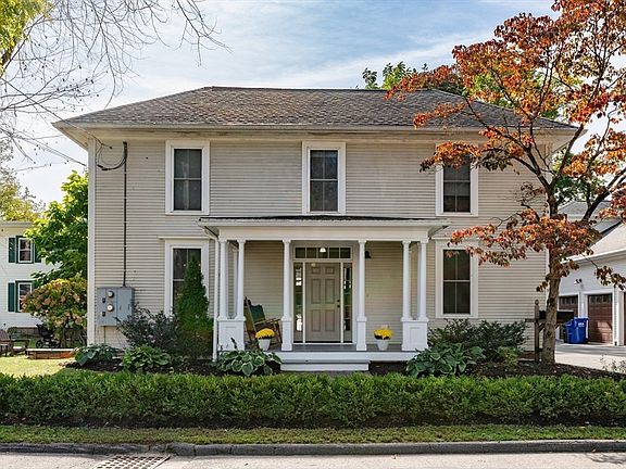 2nd image of 51-51A Phillips Pl #1
