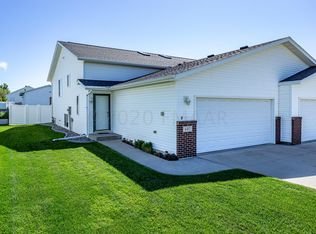 607 14th Ave E, West Fargo, ND 58078