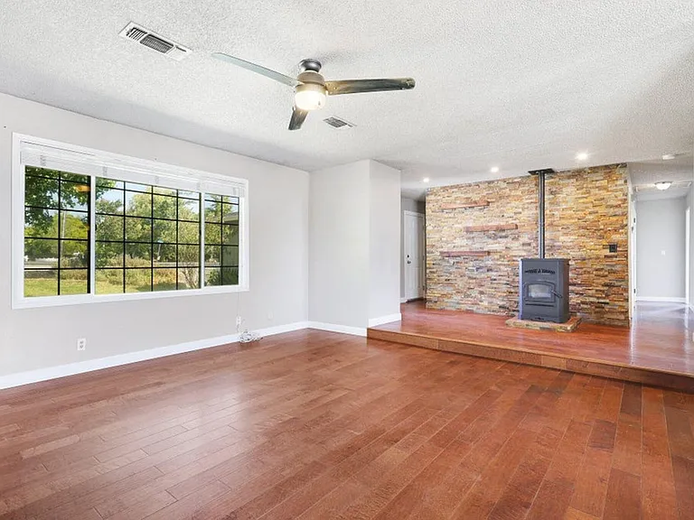 22641 River View Dr — Photo 4