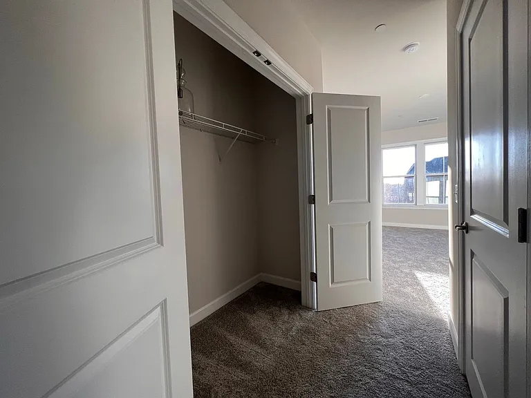 3927 Fair Ridge Dr #506 — Photo 32