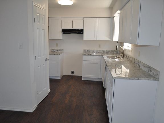 4th image of 509 Stafford St