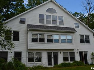 70 W Fairview Ln, Springfield, IL 62711