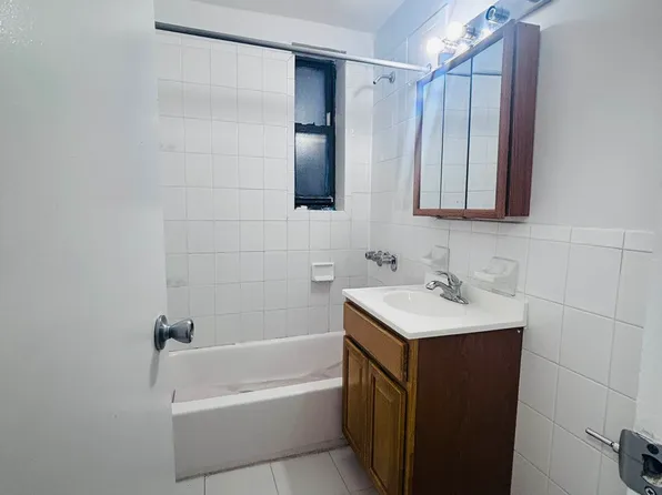 6555 Broadway image 18 of 18