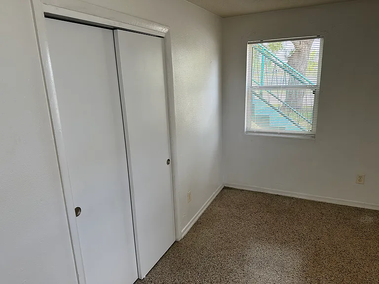 745 Bellevue Ave — Photo 4